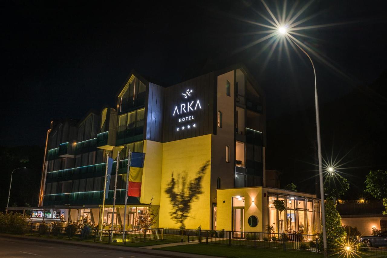 Hotel Arka Orsova Exterior photo